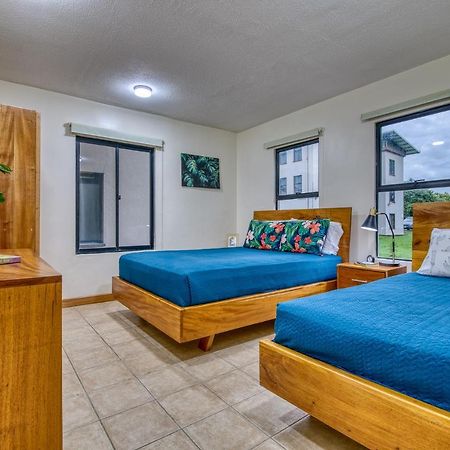 Golden Getaway Apartments 리베리아 외부 사진