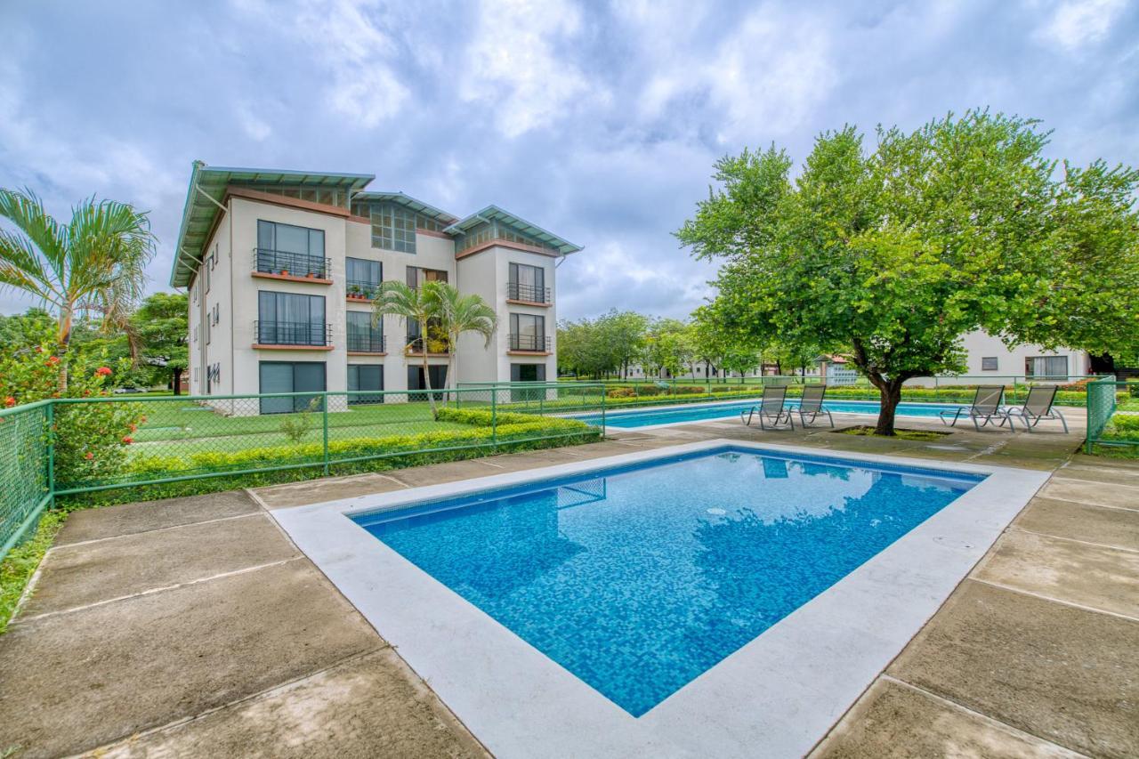 Golden Getaway Apartments 리베리아 외부 사진